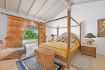 Beach Hut - Bedroom